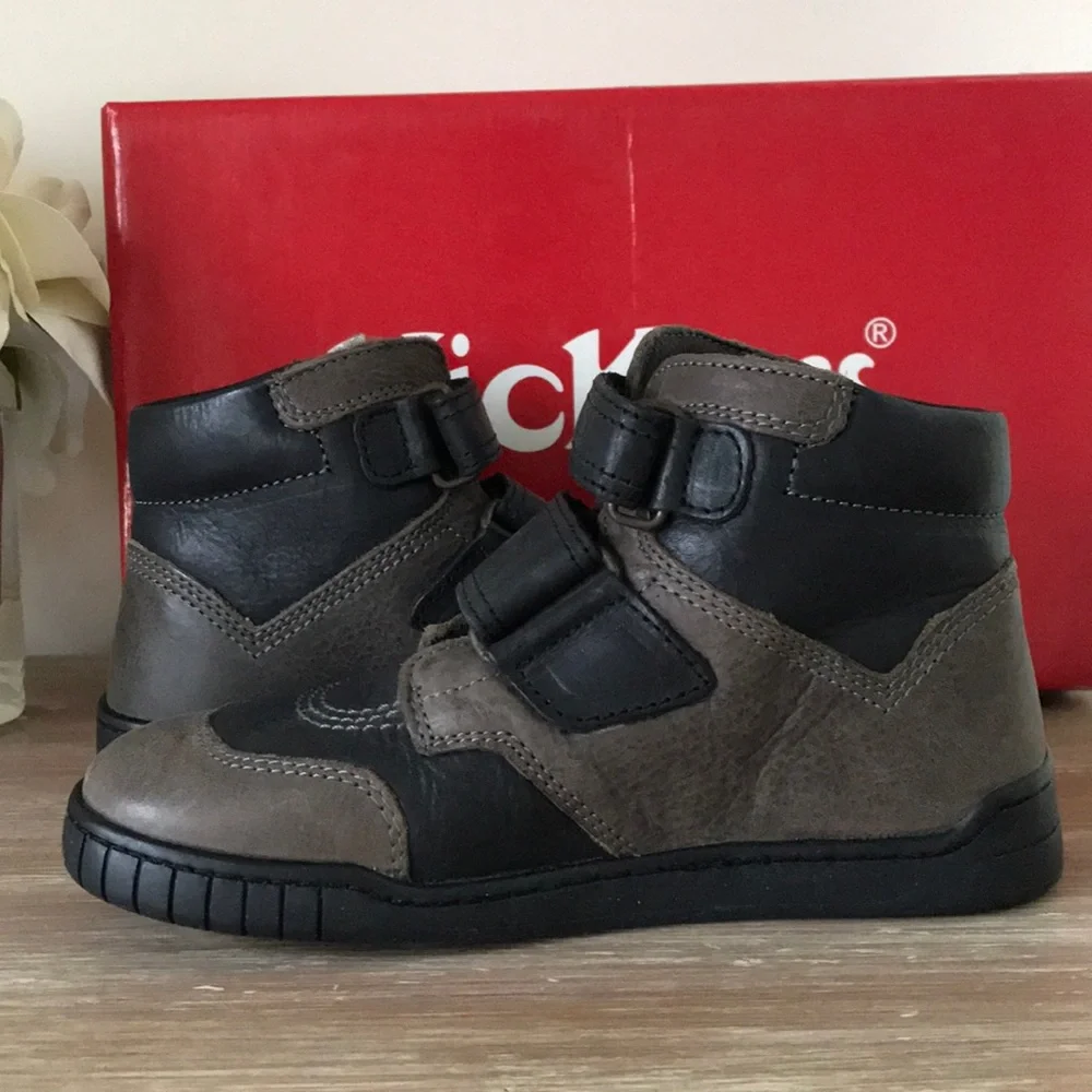 kICKERS BOOTS